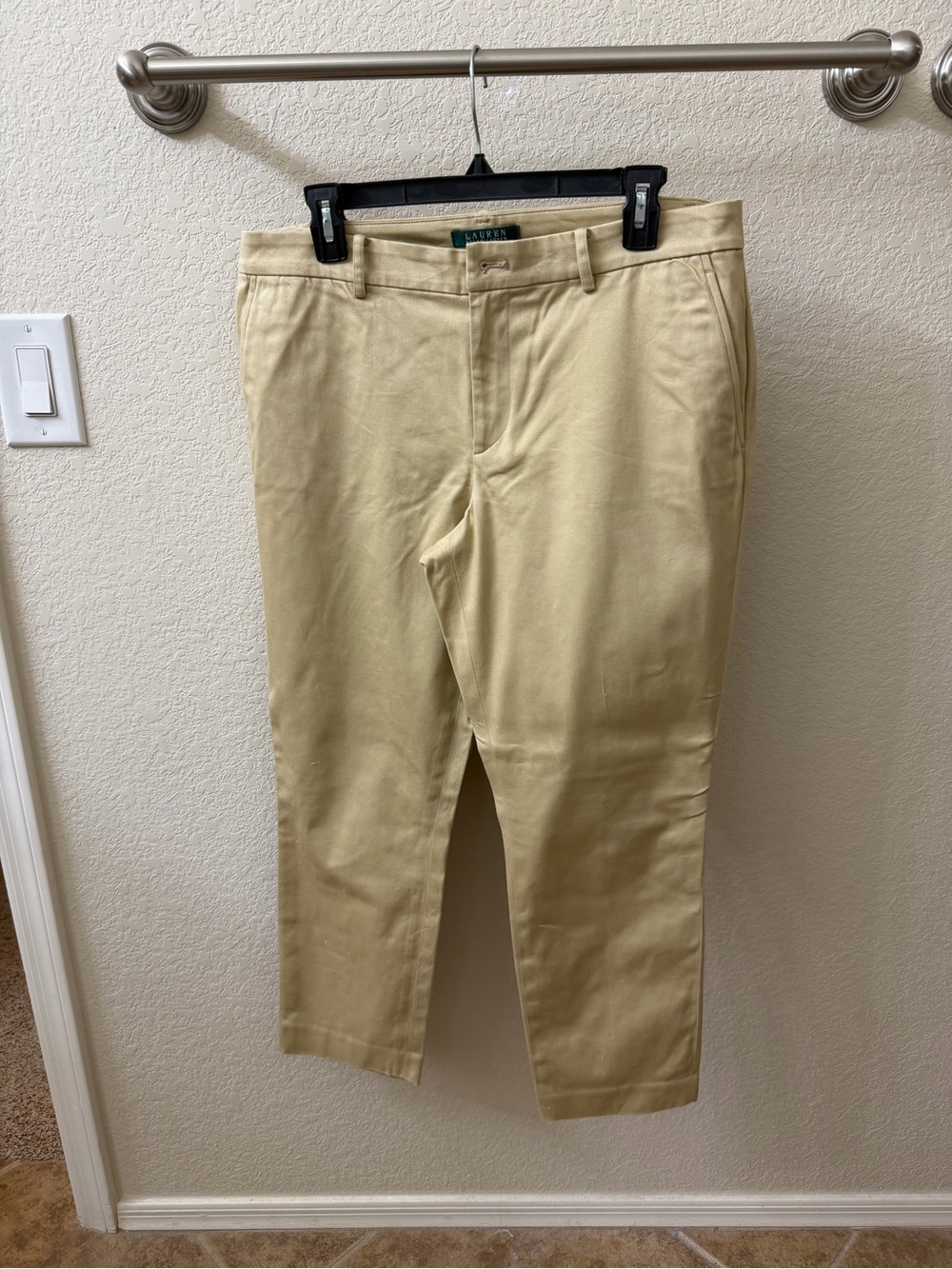 Polo by Ralph Lauren Women's Khaki Straight-Leg Chinos - Light Beige